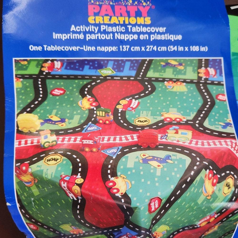 Activity Plastic Tablecover - Multicolor